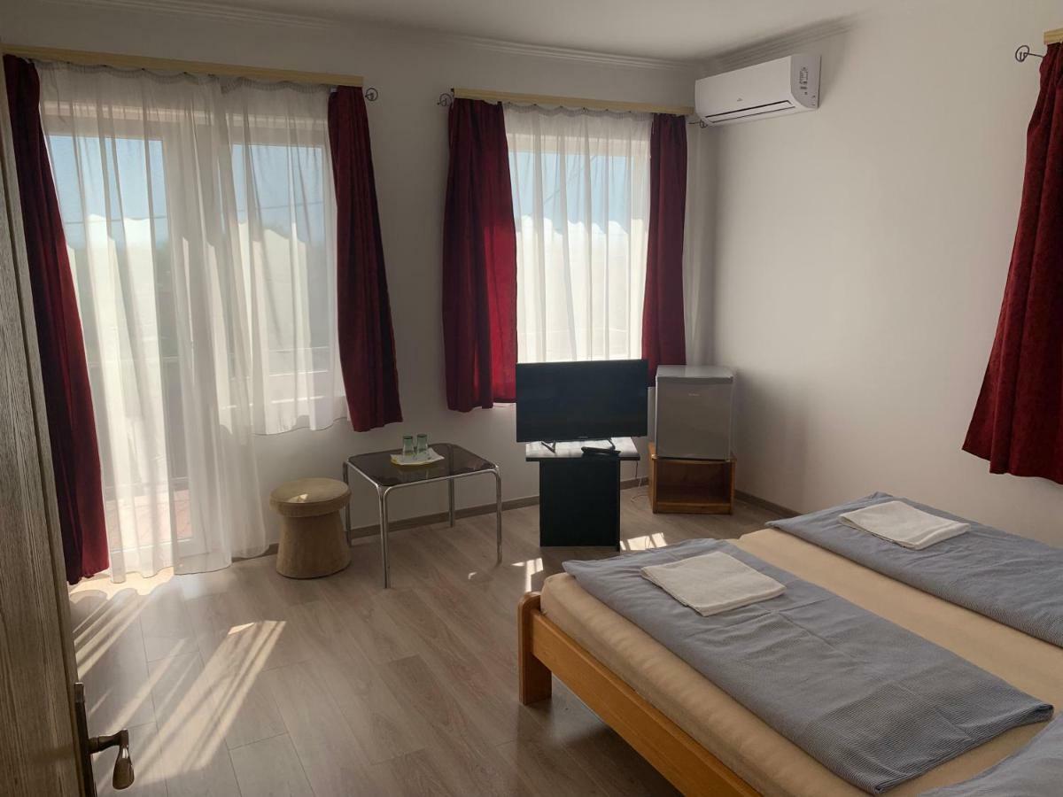 Aranyszarvas-Goldener Hirsch Pension Zalakaros Bagian luar foto